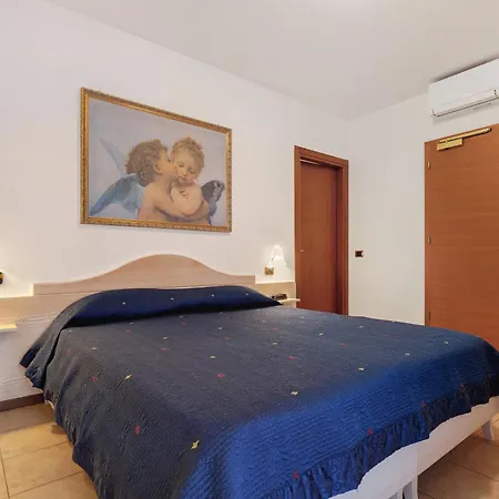 Laguna 3*