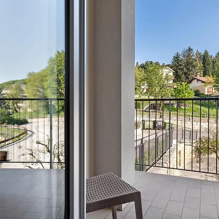 Laguna 3*