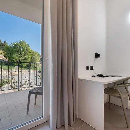 Laguna Gæstehus San Zeno di Montagna